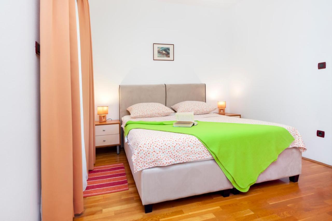Villa Mara Rovinj Bagian luar foto