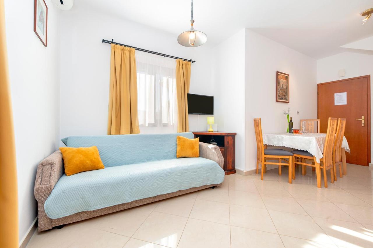 Villa Mara Rovinj Bagian luar foto