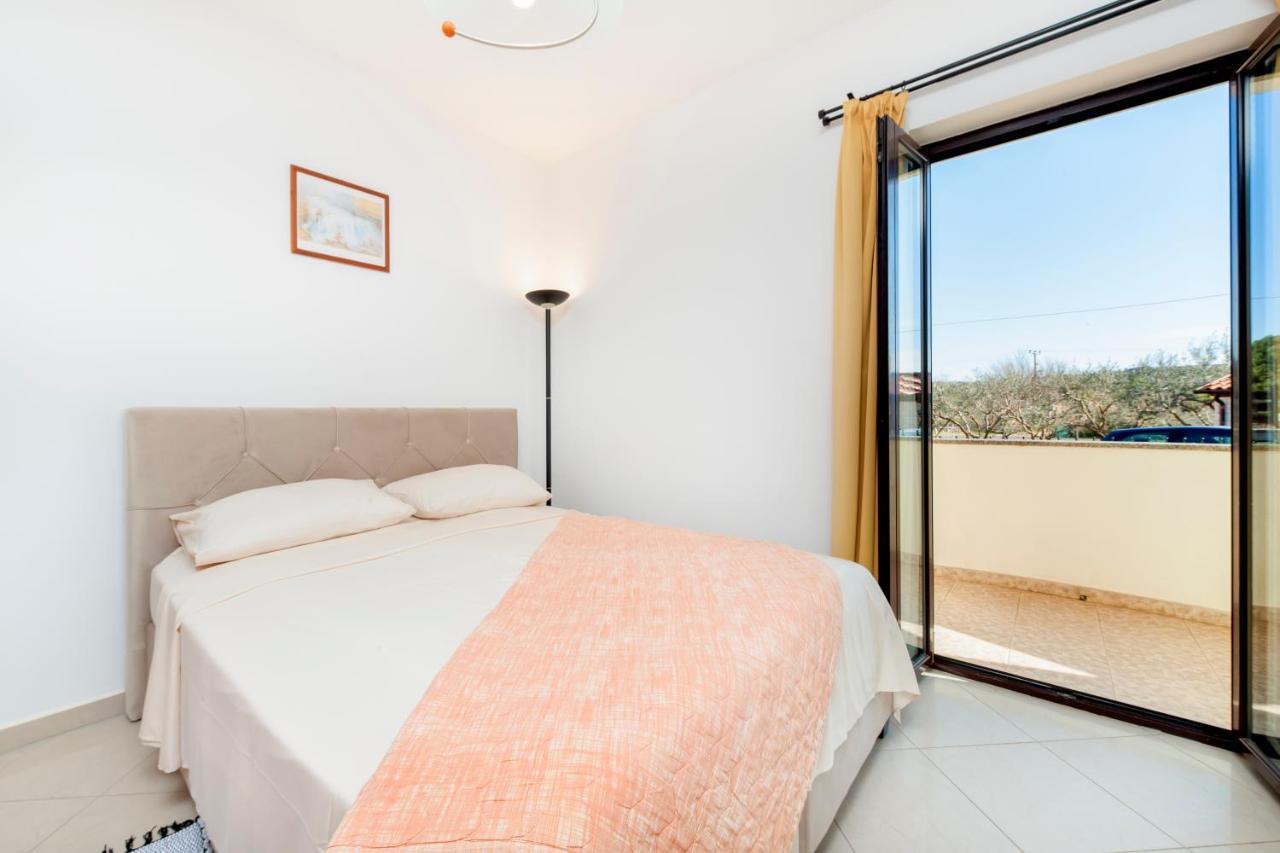 Villa Mara Rovinj Bagian luar foto