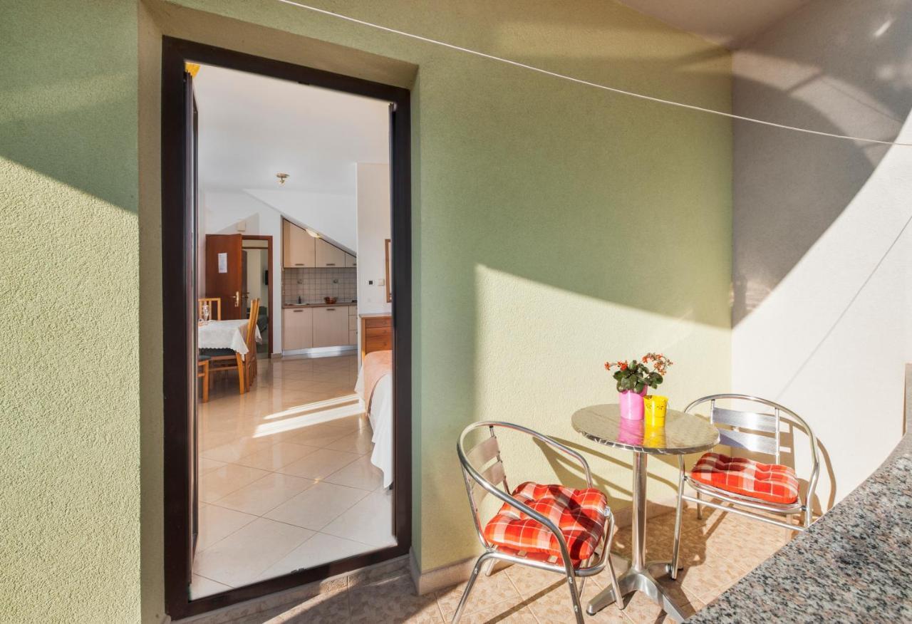 Villa Mara Rovinj Bagian luar foto