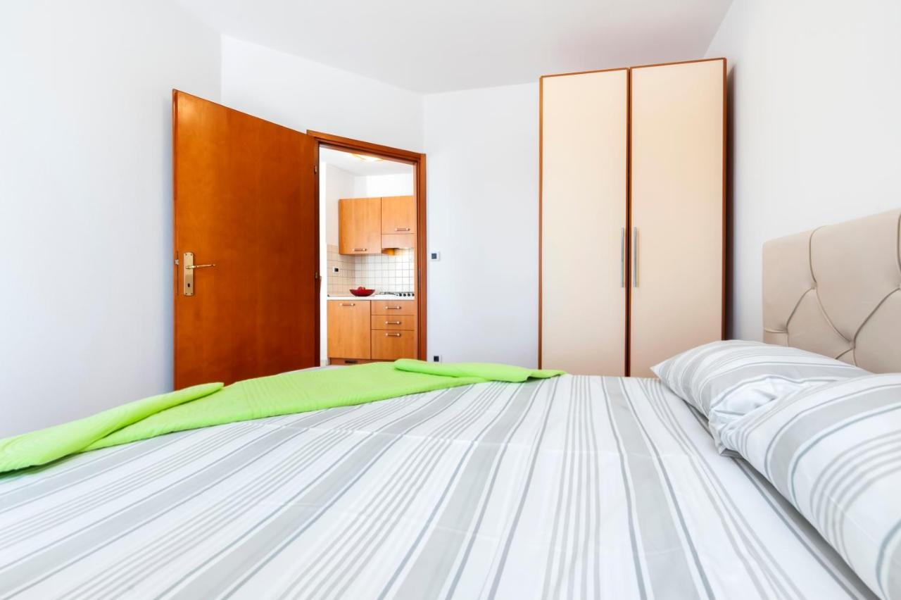 Villa Mara Rovinj Bagian luar foto
